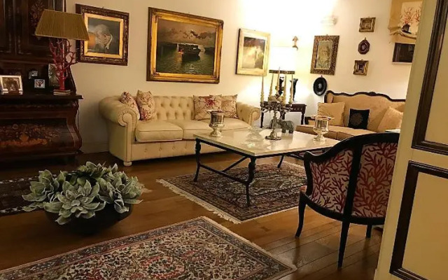 The queen's house