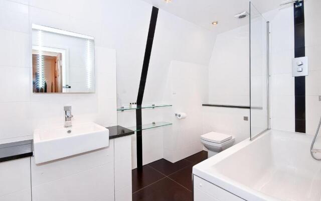Apartment 4, 48 Bishopsgate by City Living London
