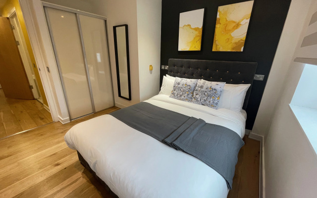Quay Apartments Manchester
