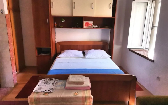 Apartments Lidija