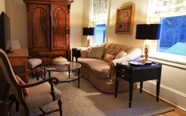 34 State Historic Luxury Suites