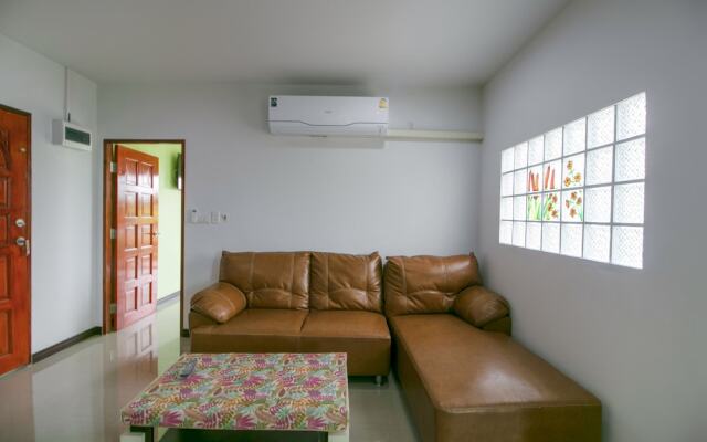 OYO 956 Thachang Resort