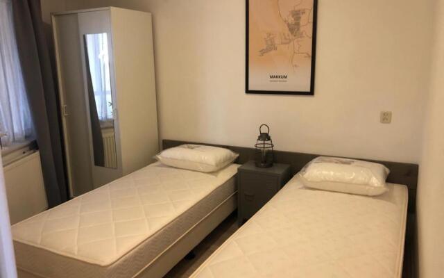 Appartement Makkum aan het strand