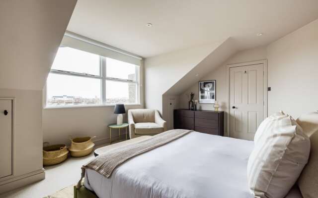 The Clapham Chambers - Stunning & Bright 3BDR Flat with Terrace