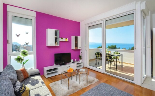 Amazing Home in Podstrana With Wifi and 2 Bedrooms