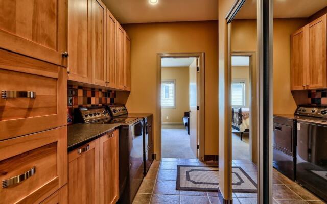 Soleil Chalet By Bear Country