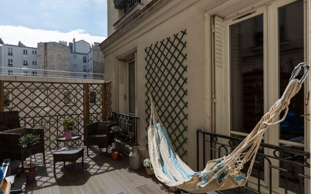 Spacious by Canal Saint Martin