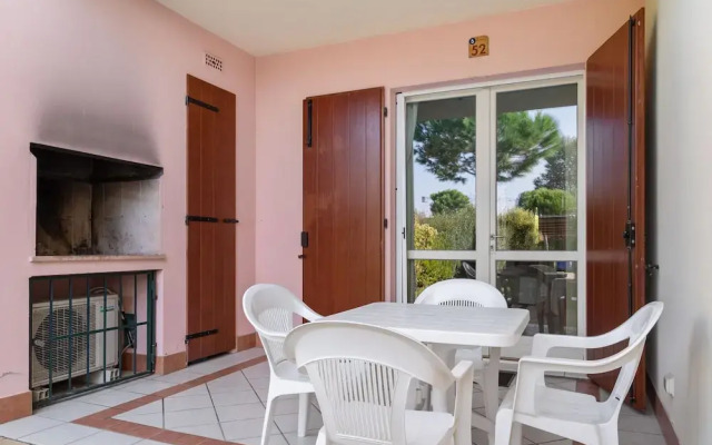 Apartment With Pool in Lido Delle Nazioni