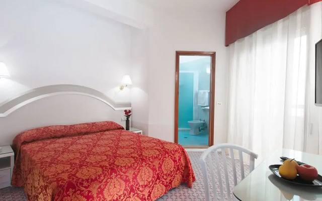 Hotel Caravelle