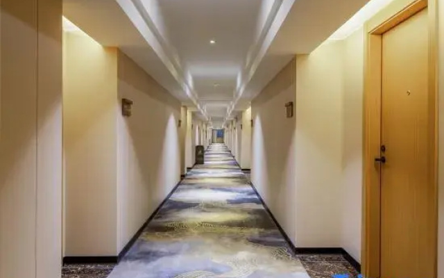 Heyue Hotel