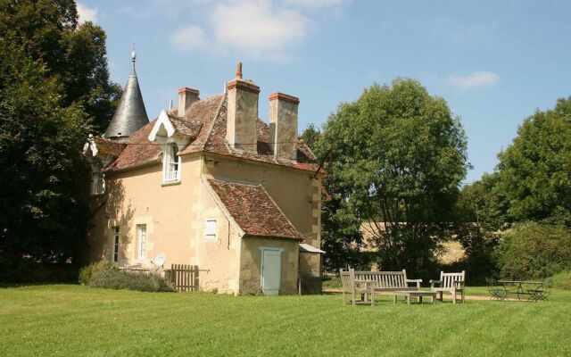 Le pavillon du château de Prye