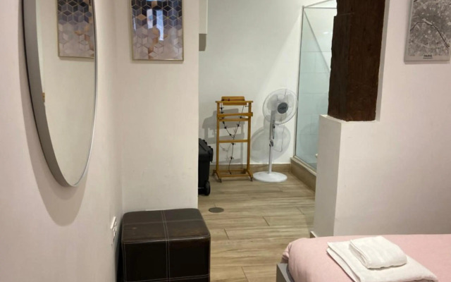 Opera-Suites Luxury La boheme, in the very center of Madrid.