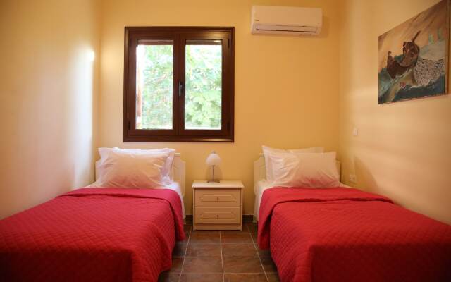 Elaia Villas