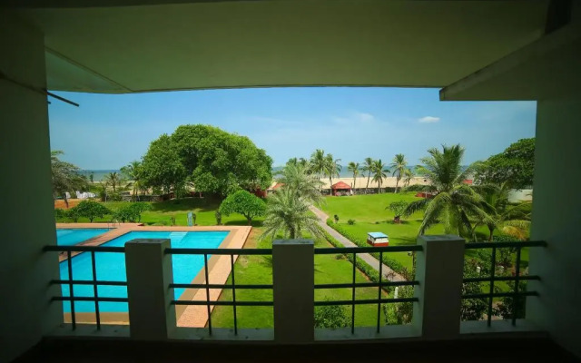 St James Court Beach Resort