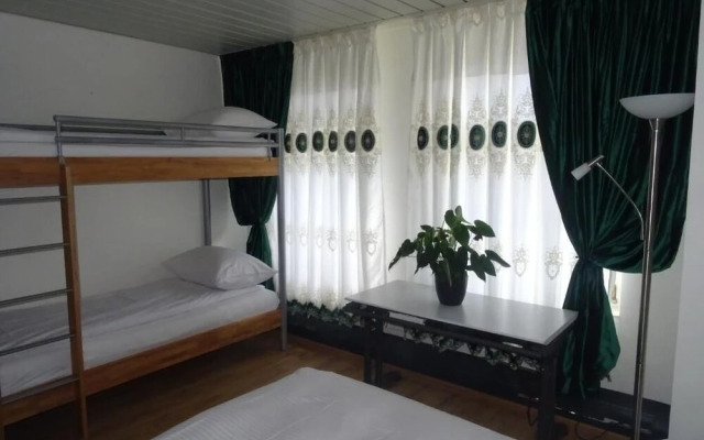 king apartment