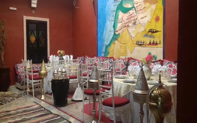 Red Castle Hostel - Backpacker