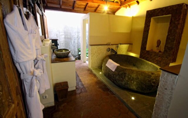 Jadul Village Villa & Spa