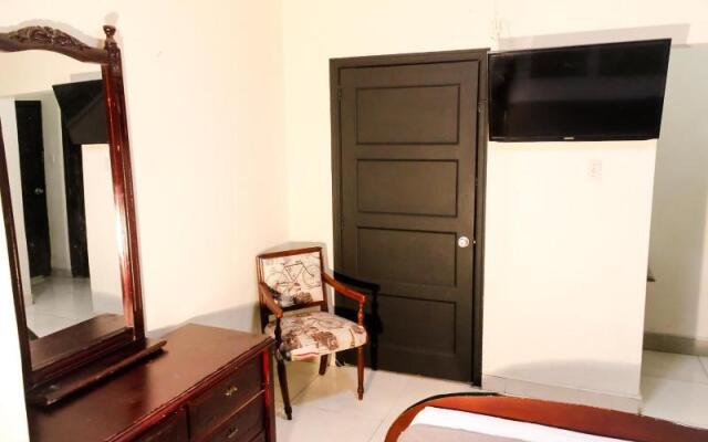 1083 Los Cerros de Bogotá