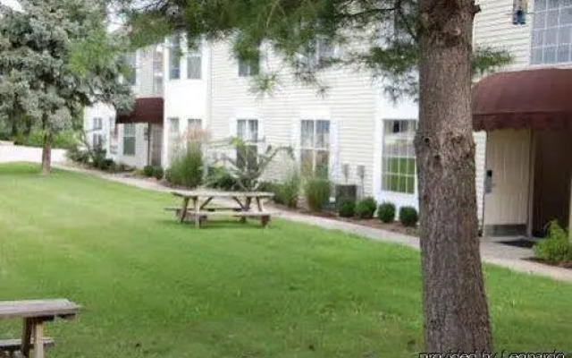 Ambassador Inn And Suites