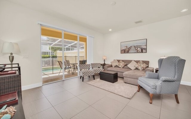 1447RETREAT , Clermont , US