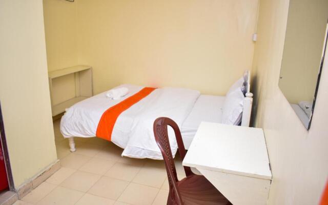 Luna Light Guest House