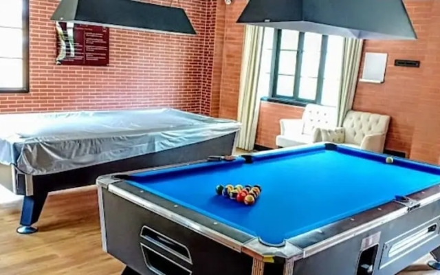 421c Studio Opened Space With Nice Breeze Private Wi Fi