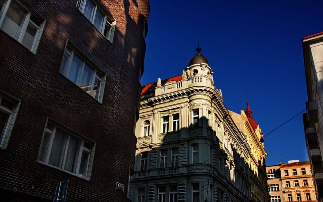 Wenceslas Square Apartment