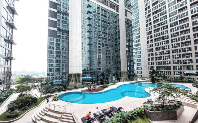 Good And Homey 2Br Loft At Grand Jati Junction Apartment