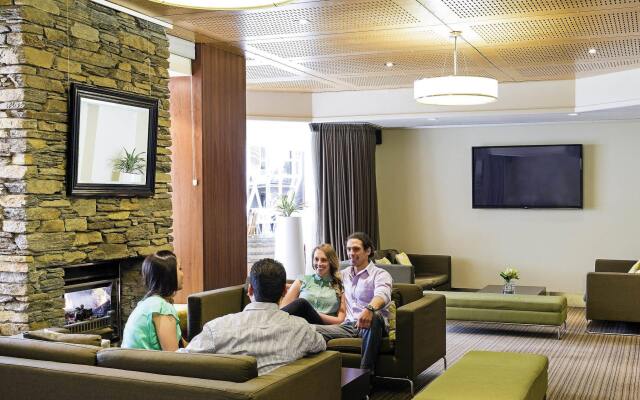 Novotel Queenstown Lakeside