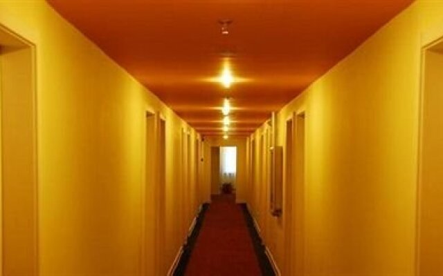 Home Inn Bayi Road - Dalian