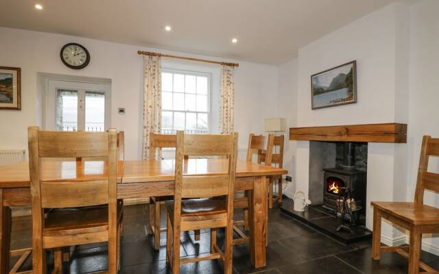 Coombe Cottage
