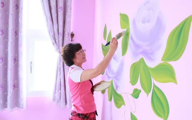 Decoupage Bed and Breakfast