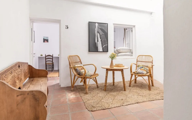 Eole Luxury Rooms and Apartments