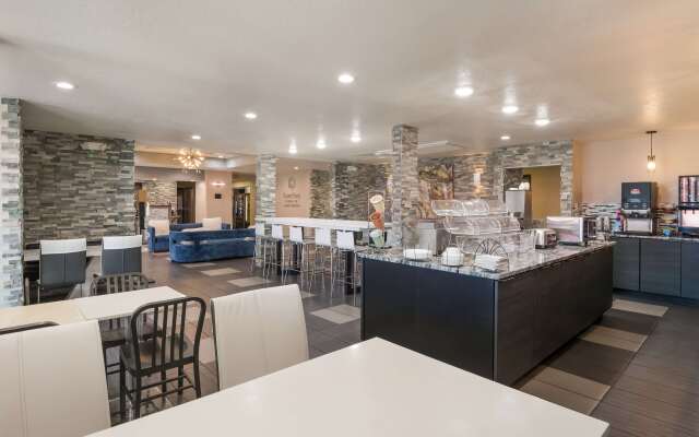 Surestay Plus Hotel By Best Western Coralville Iowa City