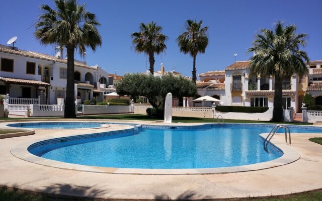 La Mata Beach Bungalow Beautiful Pool