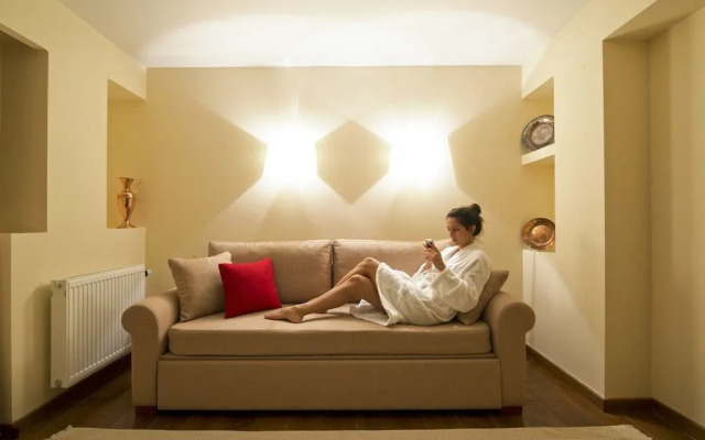 Ellinon Thea Arachova