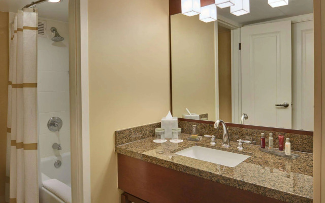 Wyndham Cleveland Airport