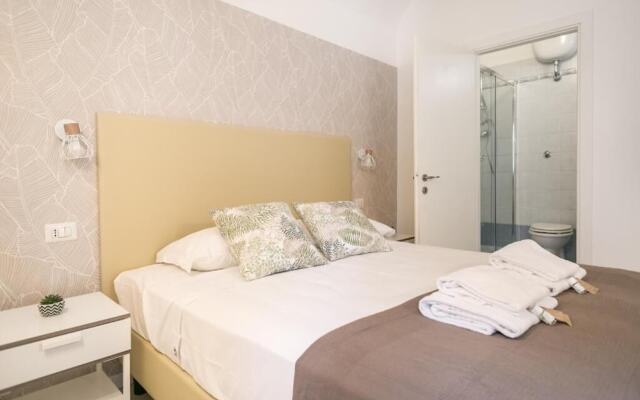 White Candia Guesthouse