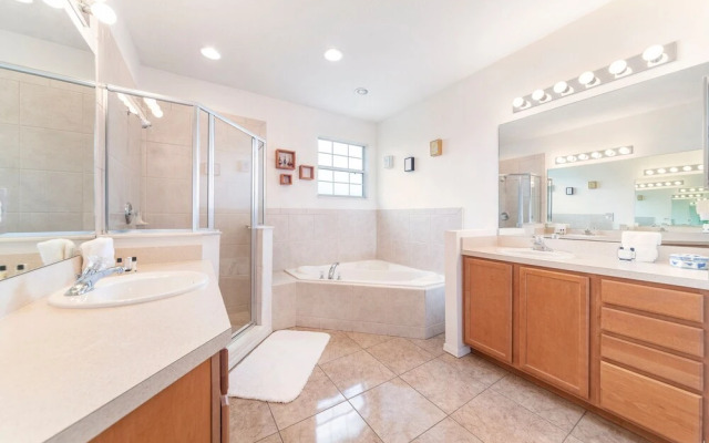 Paradise Cove Villa