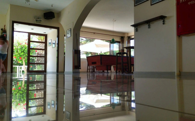 Mastorakis Hotel And Studios