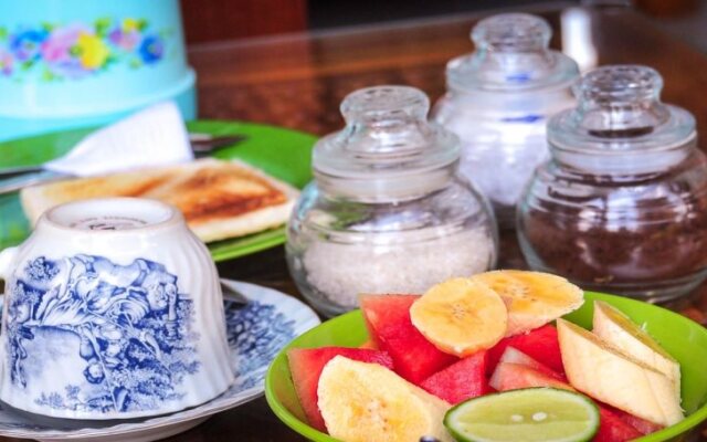 Mira Family Homestay