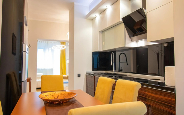 Dani City Center Apartment