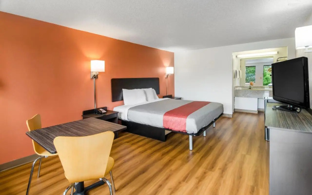 Econo Lodge Salem