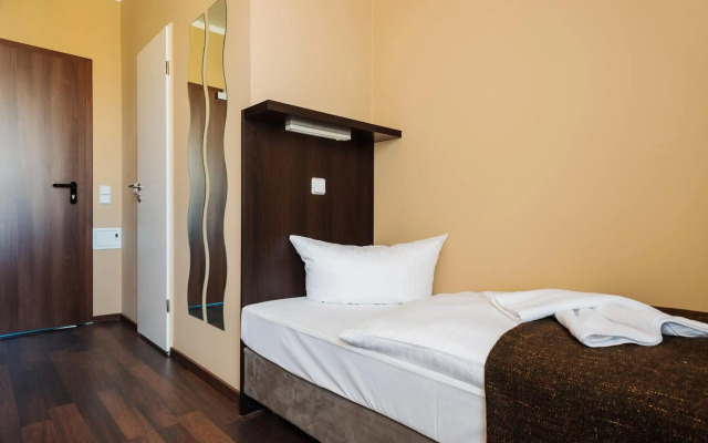 Apple City Hotel