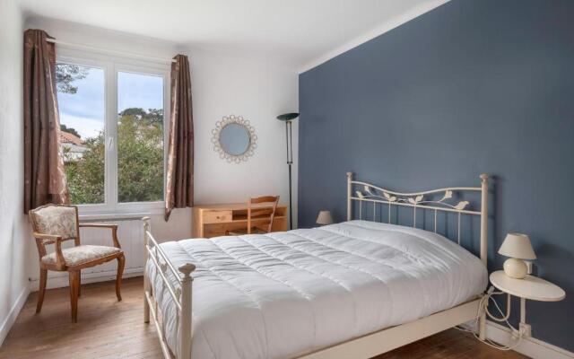 Une grande villa dans les pins, entre Loire et Océan