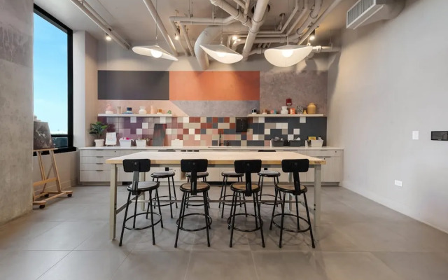 Group Escape 2 Luxury 3BR Penthouses