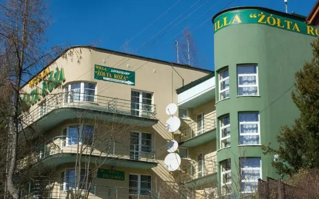 Willa Żółta Róża