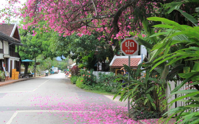 Wisdom Laos Hotel