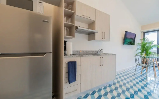 w Stylish Loft in Santa Ana