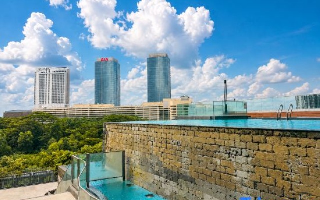 Mosaic Southkey Residence Near Midvalley by Dawn Stay – Pool – Johor Bahru